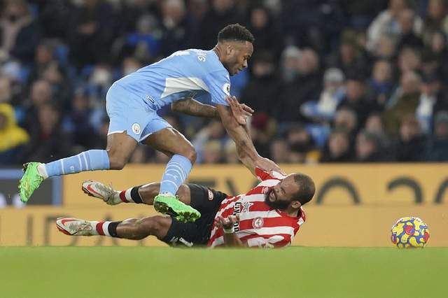 杏彩体育官网- 利物浦客场逆境翻盘，英超赛场彰显顽强斗志